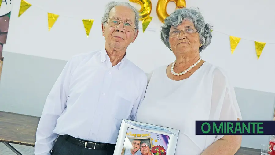 Um amor que nasceu a partir de cartas e fotografias Um amor que nasceu a partir de cartas e fotografias