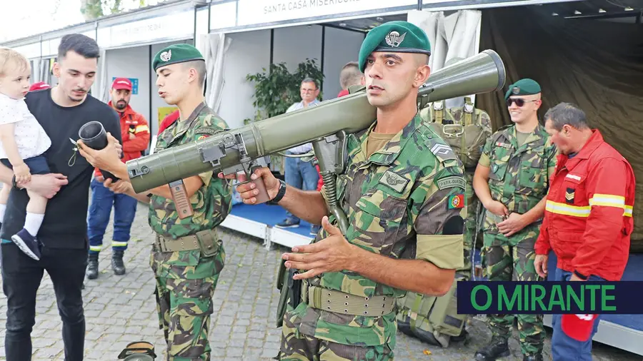 Às armas, às armas... Às armas, às armas...