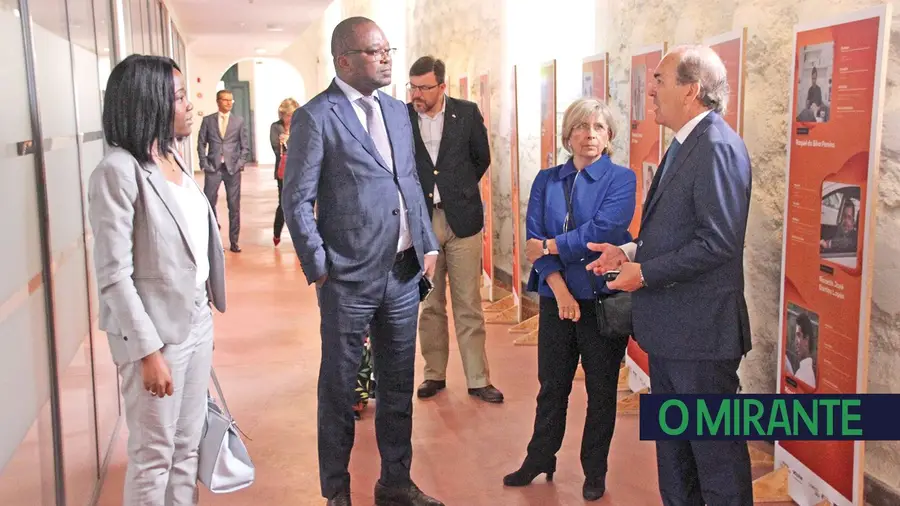 Incubadora de empresas da Nersant recebe delegação de Angola Incubadora de empresas da Nersant recebe delegação de Angola