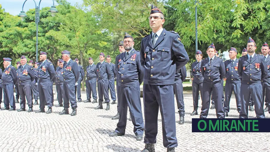 Papel dos bombeiros enaltecido nos 70 anos dos Voluntários de Almeirim