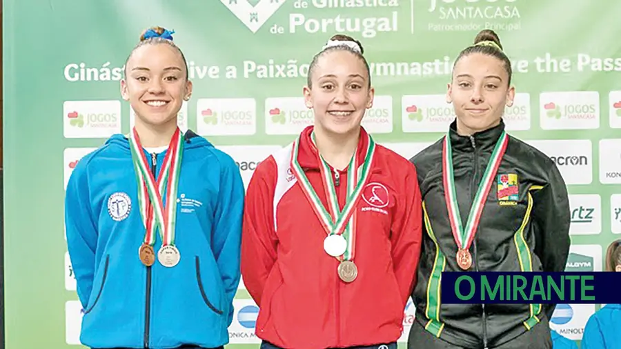 Íris Gonçalves terceira nas Super Finais de Ginástica