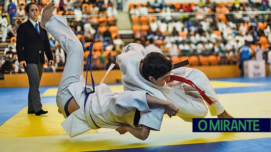 João Mendes conquista ouro no Campeonato Nacional de Juvenis de Judo