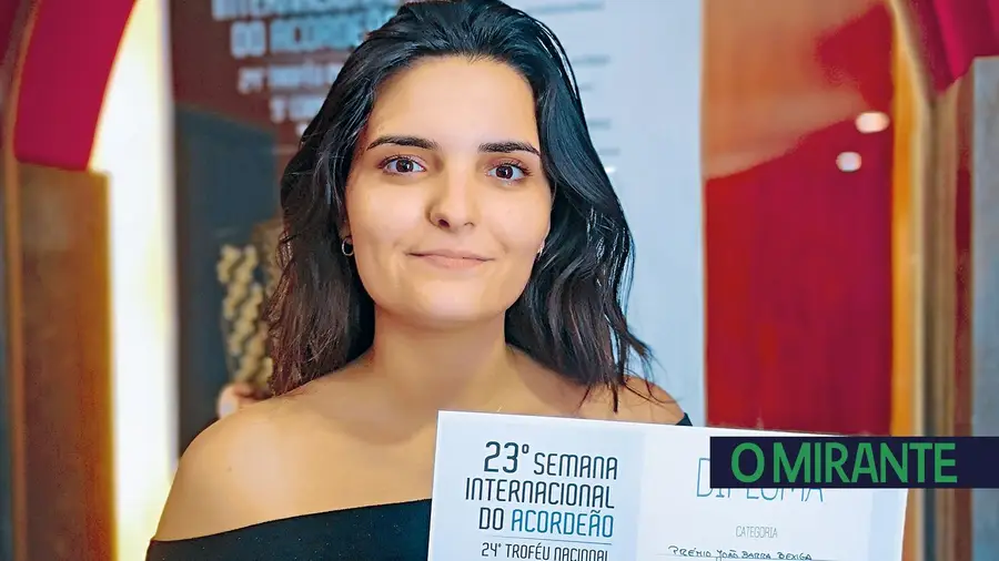 Andreia Rodrigues sagra-se campeã nacional de acordeão Andreia Rodrigues sagra-se campeã nacional de acordeão