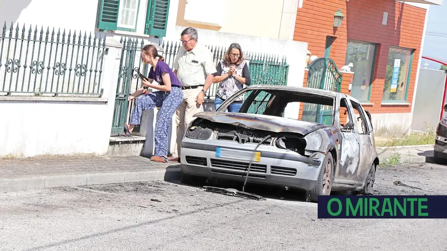 Incendiada pelo marido em Frade de Cima vai ser submetida a cirurgias plásticas