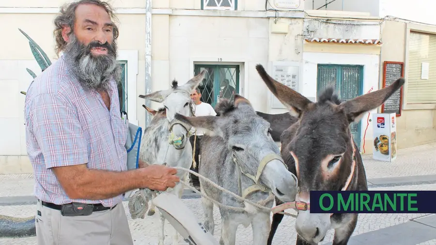 Ex-presidente de Abrantes manda o assessor falar sobre o caso do “homem das barbas”