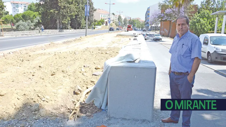 Moradores do Forte da Casa criticam construção de ciclovias