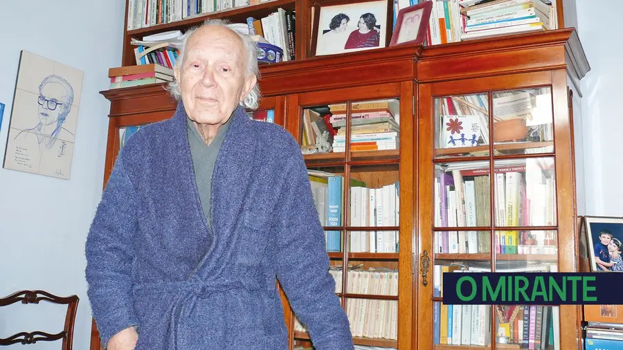 O neo-realista que acredita no melhor da humanidade completa 98 anos