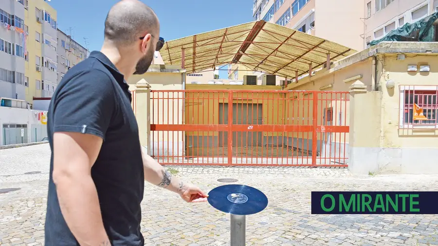 Maior fábrica de discos de vinil do país funcionou em Vila Franca de Xira Maior fábrica de discos de vinil do país funcionou em Vila Franca de Xira