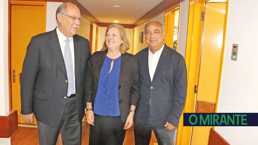 Hospital de Santarém reforça serviços partilhados com centros de saúde Hospital de Santarém reforça serviços partilhados com centros de saúde