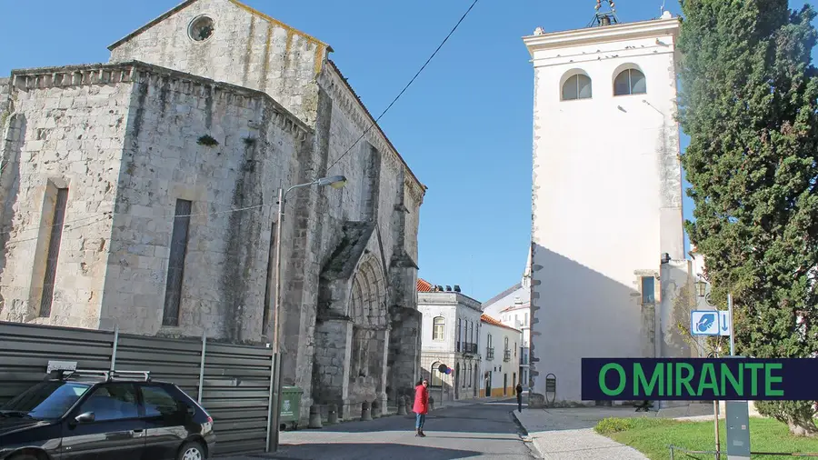 Fenda em parede interior da Torre das Cabaças preocupa