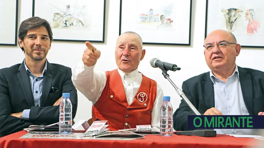 Colete Encarnado está a chegar e vai ser alargado a mais pontos da cidade Colete Encarnado está a chegar e vai ser alargado a mais pontos da cidade