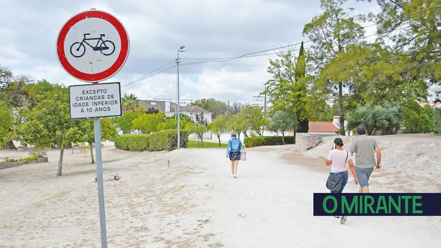 Festas da cidade na Quinta da Piedade dividem povoenses