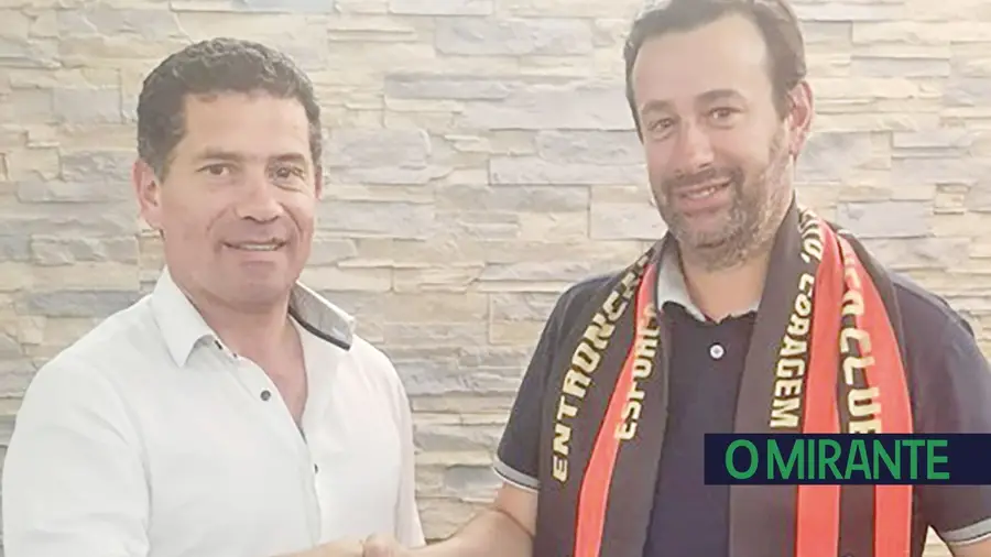 Entroncamento Atlético Clube estreia-se nos distritais de futebol com um treinador campeão Entroncamento Atlético Clube estreia-se nos distritais de futebol com um treinador campeão