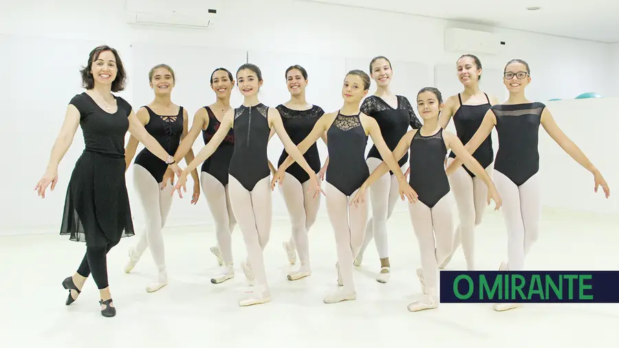 Bailarinas do Conservatório de Santarém rumam a Nova Iorque