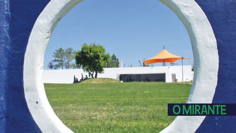 Cafetaria do Jardim do Vale de Santarém volta a funcionar ao fim de sete anos Cafetaria do Jardim do Vale de Santarém volta a funcionar ao fim de sete anos
