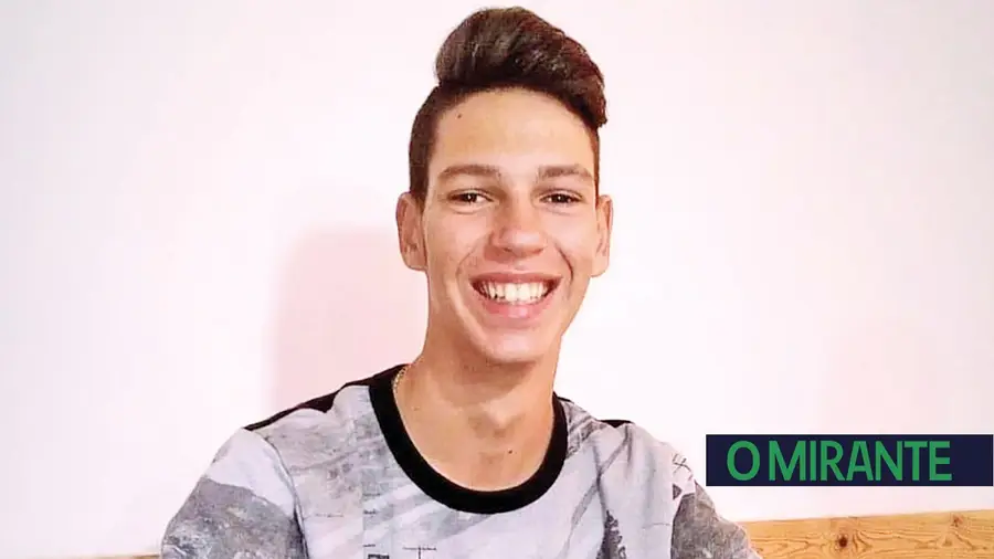 Jovem de 17 anos morre em acidente de mota em Vialonga