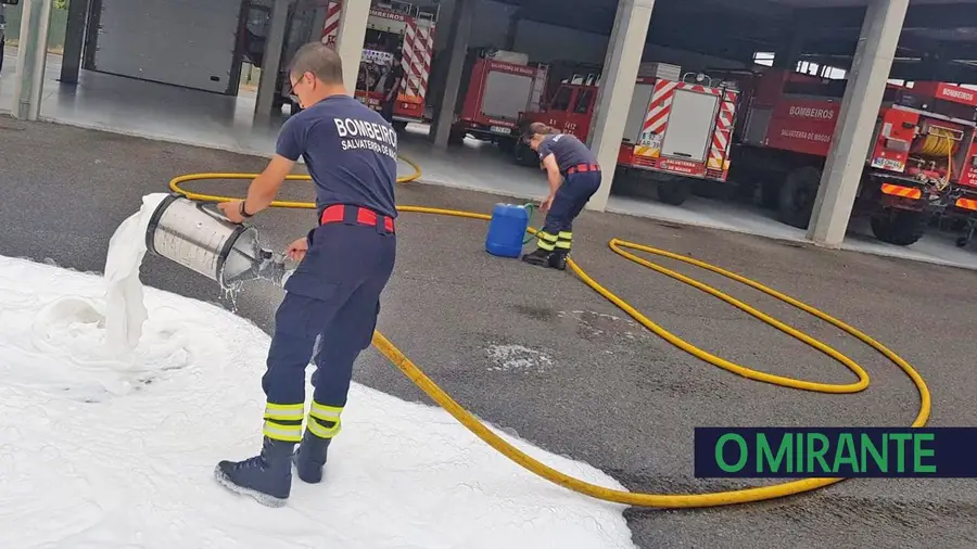 Lei da rolha nos Bombeiros de Salvaterra de Magos até 2020 Lei da rolha nos Bombeiros de Salvaterra de Magos até 2020