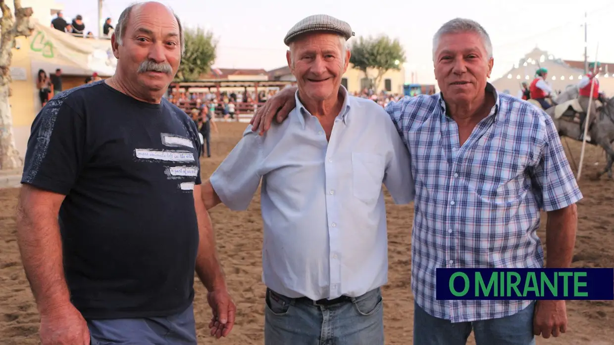 Desfile e homenagem ao campino nas festas de Samora Correia