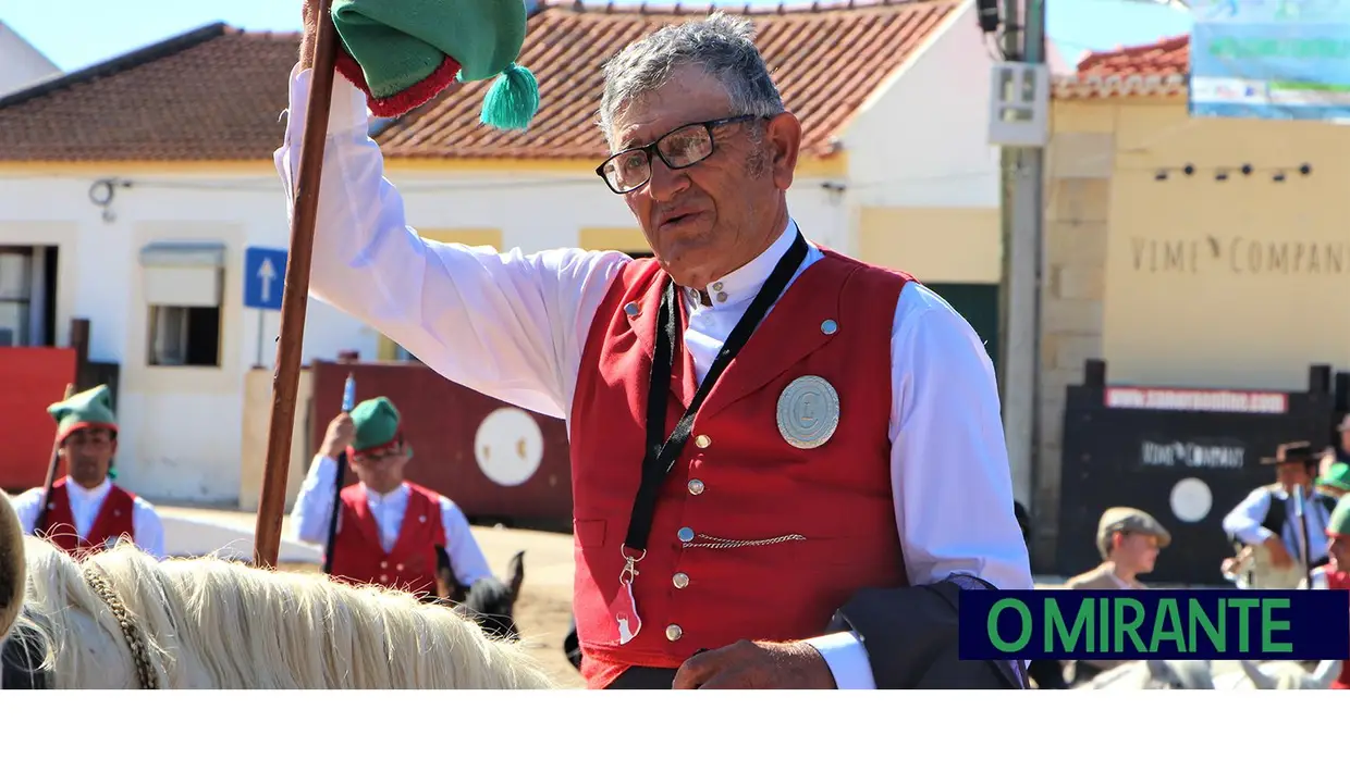 Desfile e homenagem ao campino nas festas de Samora Correia