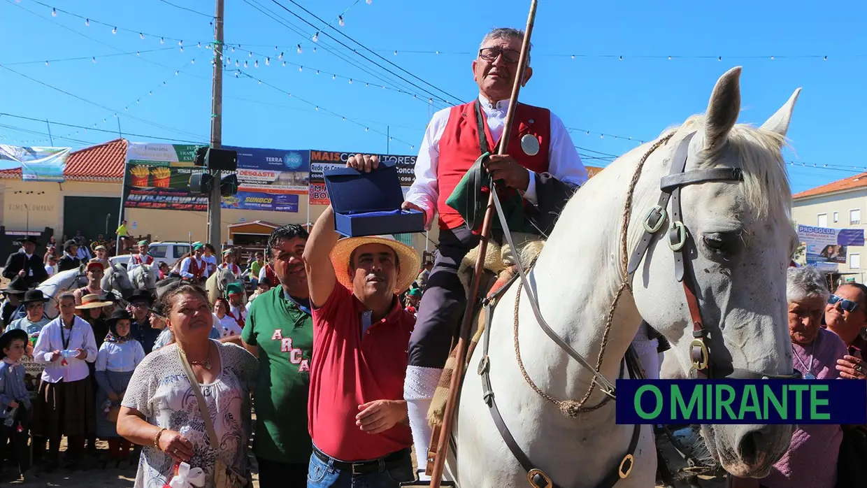 Desfile e homenagem ao campino nas festas de Samora Correia
