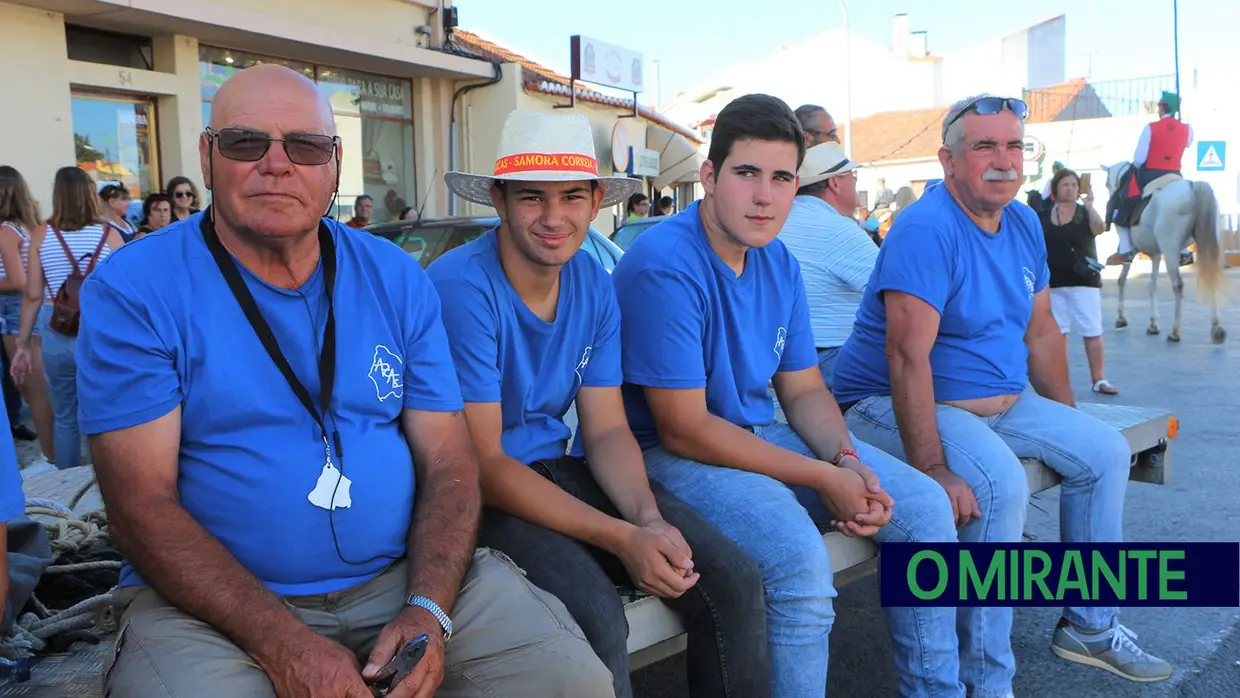 Desfile e homenagem ao campino nas festas de Samora Correia