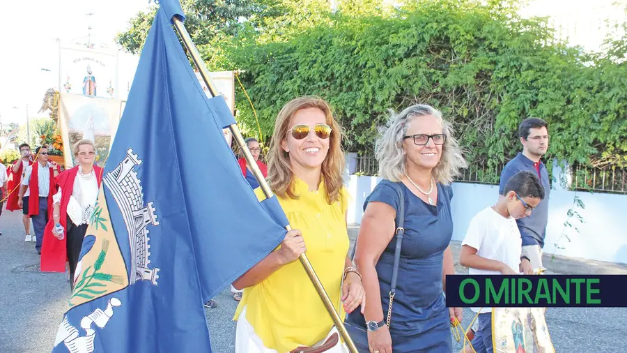 Fazer votos. Fazer votos.
