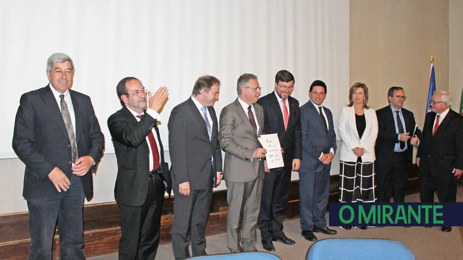 Cinco milhões para instalar Centro de Excelência para a Agricultura na Estação Zootécnica Cinco milhões para instalar Centro de Excelência para a Agricultura na Estação Zootécnica