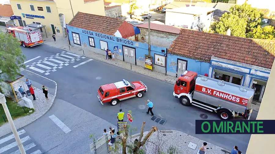 Deixa passar a procissão! Deixa passar a procissão!