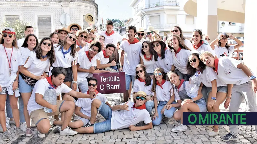 Centenas de jovens participaram Centenas de jovens participaram
