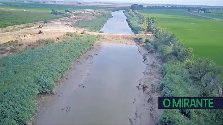Já foi eliminado o açude no rio Sorraia em Benavente Já foi eliminado o açude no rio Sorraia em Benavente