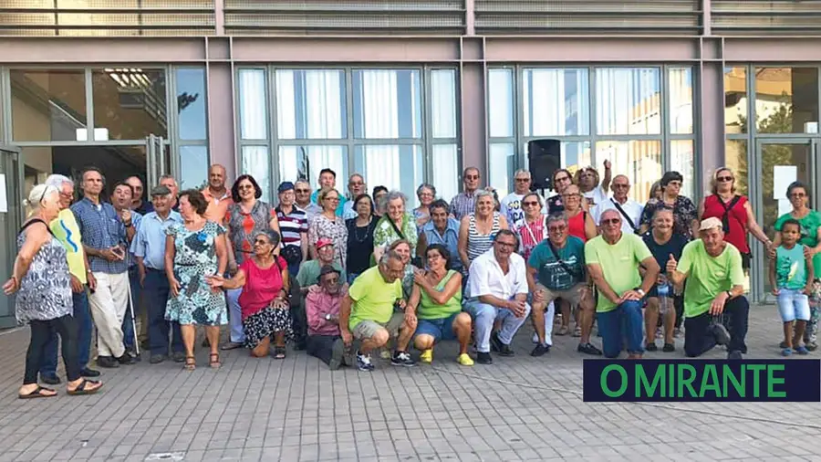 Idosos do Forte da Casa despediram-se do Verão com sardinhada