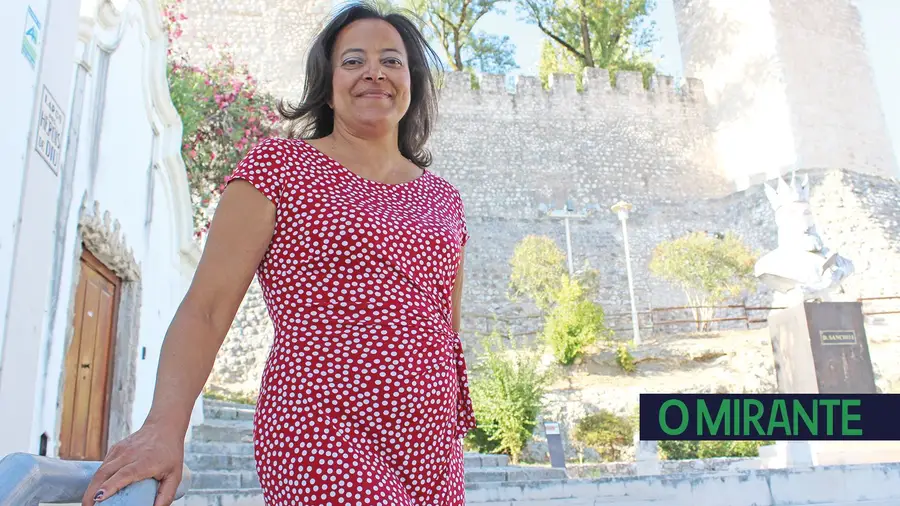 Ando na política para fazer o que prometemos: proximidade e dedicação Ando na política para fazer o que prometemos: proximidade e dedicação