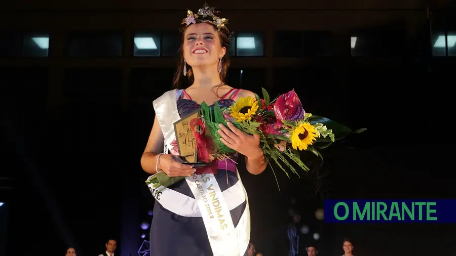 Joana Almeida representa o Cartaxo no concurso Rainha das Vindimas de Portugal