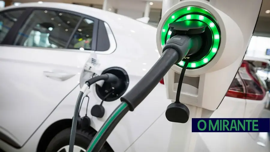 Postos de abastecimento de carros eléctricos não chegaram ao Médio Tejo Postos de abastecimento de carros eléctricos não chegaram ao Médio Tejo
