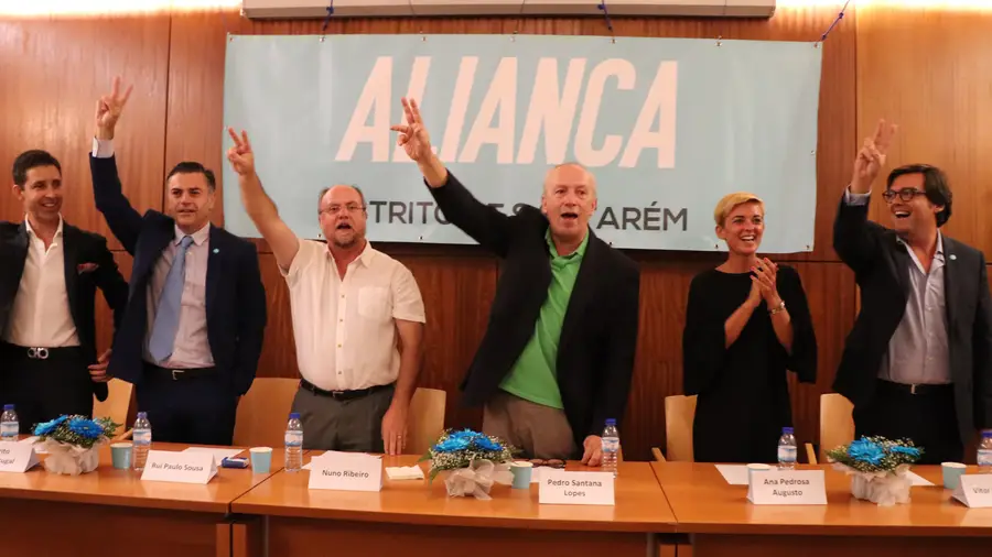 Aliança apresentou candidatos por Santarém às legislativas