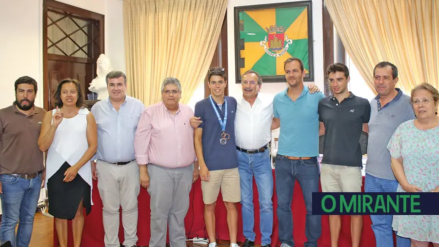 Campeão do mundo  Ricardo Batista recebido  na Câmara de Torres  Novas