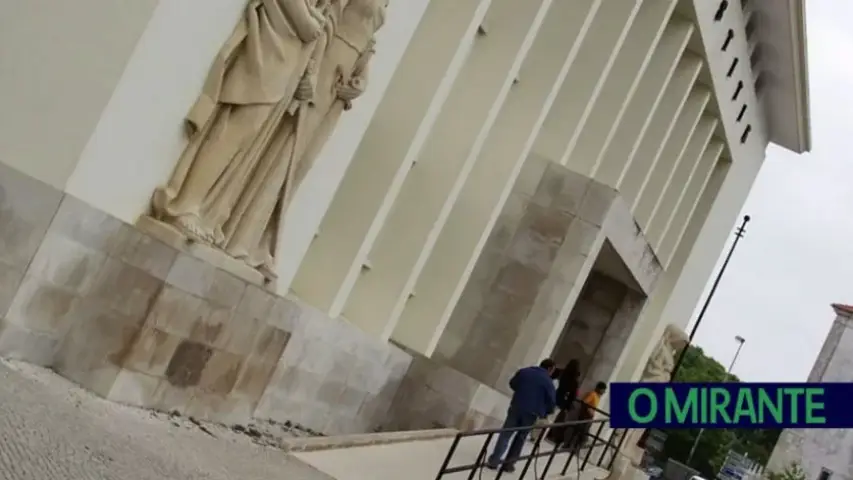 Carteira de Salvaterra de Magos nega desvio de cartões de crédito Carteira de Salvaterra de Magos nega desvio de cartões de crédito