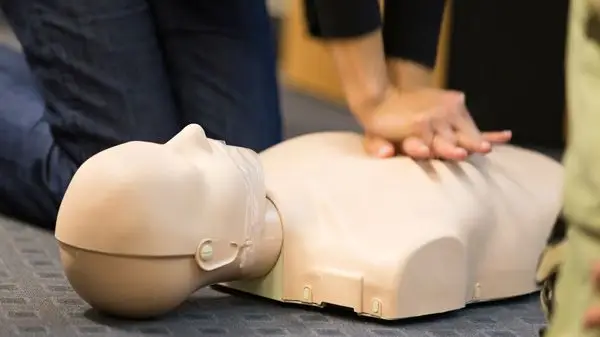 Bombeiros de Samora Correia promovem workshop de Suporte Básico de Vida Pediátrico