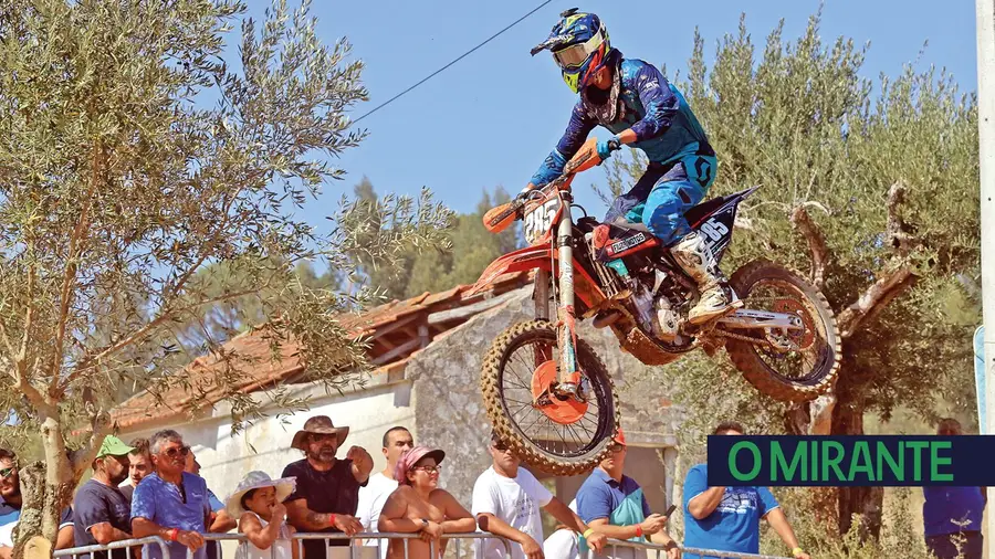 Motocross regressou a Aveiras de Baixo