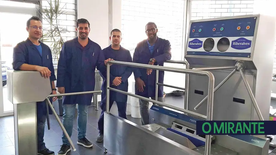 Fabrico de todo o tipo de máquinas e capacidade para desenvolver protótipos Fabrico de todo o tipo de máquinas e capacidade para desenvolver protótipos