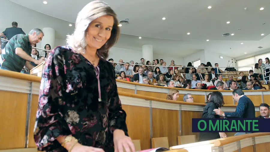 Isaura Morais renuncia à Câmara de Rio Maior após tomar posse no Parlamento Isaura Morais renuncia à Câmara de Rio Maior após tomar posse no Parlamento