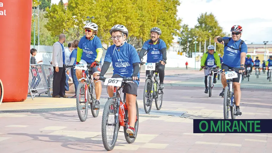 Pedalada saudável juntou mais de 250 pessoas em Vila Franca de Xira