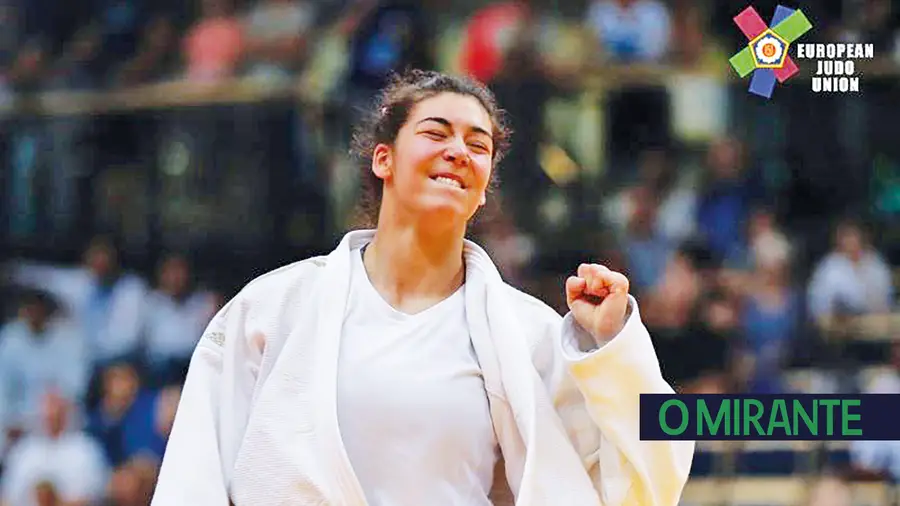 Patrícia Sampaio medalha  de bronze nos Mundiais  de Juniores em judo