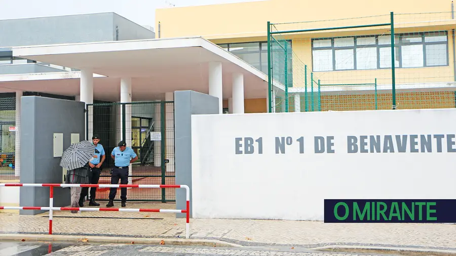 Alunas agredidas em escola de Benavente foram transferidas a pedido dos pais