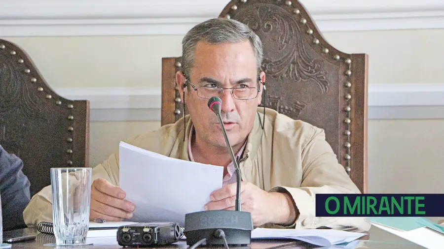 Isenções extraordinárias obrigam Câmara de Benavente a devolver um milhão Isenções extraordinárias obrigam Câmara de Benavente a devolver um milhão