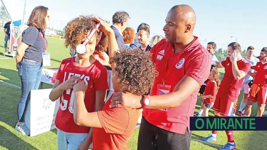 Mário Ruas volta ao activo como treinador do SL Cartaxo Mário Ruas volta ao activo como treinador do SL Cartaxo