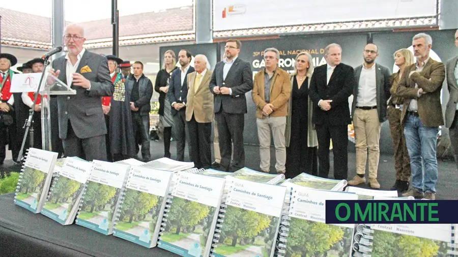 Guia promove Caminhos de Santiago que cruzam a região