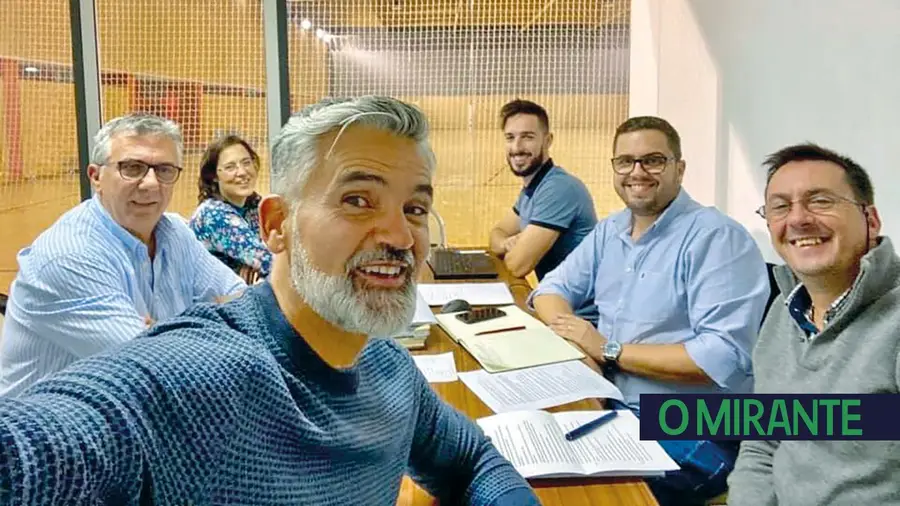 Juventude da Castanheira pede ajuda aos sócios para pagar as contas Juventude da Castanheira pede ajuda aos sócios para pagar as contas