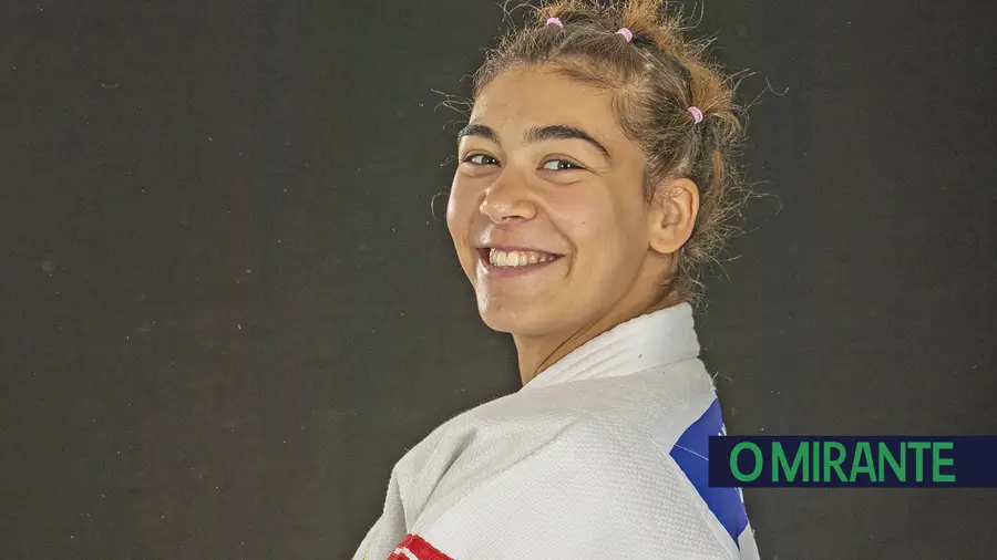 Judoca Patrícia Sampaio  conquista a medalha de ouro  na Austrália