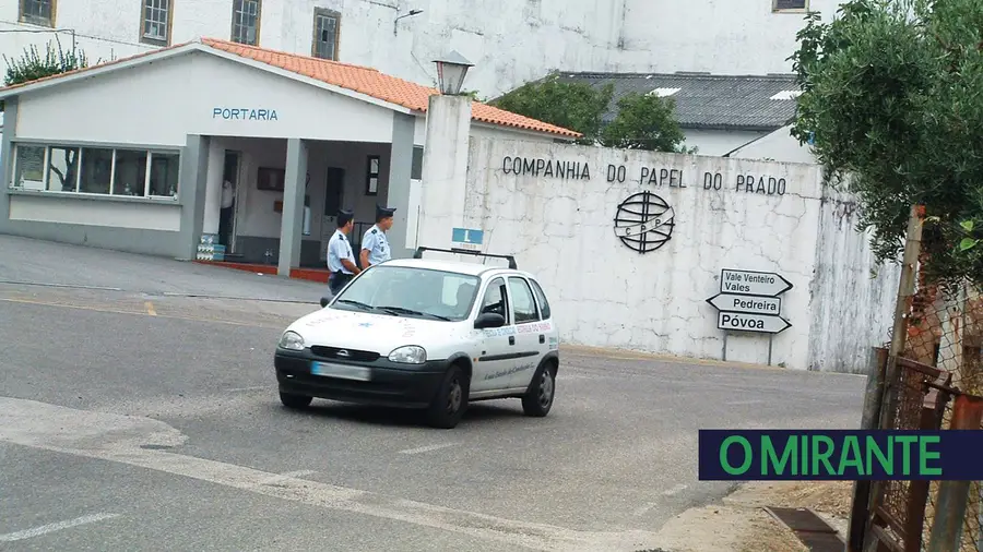 Fábrica Prado Karton vai a leilão a 5 de Dezembro Fábrica Prado Karton vai a leilão a 5 de Dezembro
